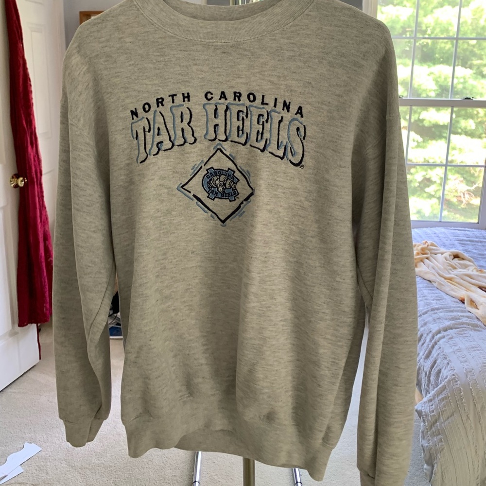 Vintage UNC tarheels sweatshirt